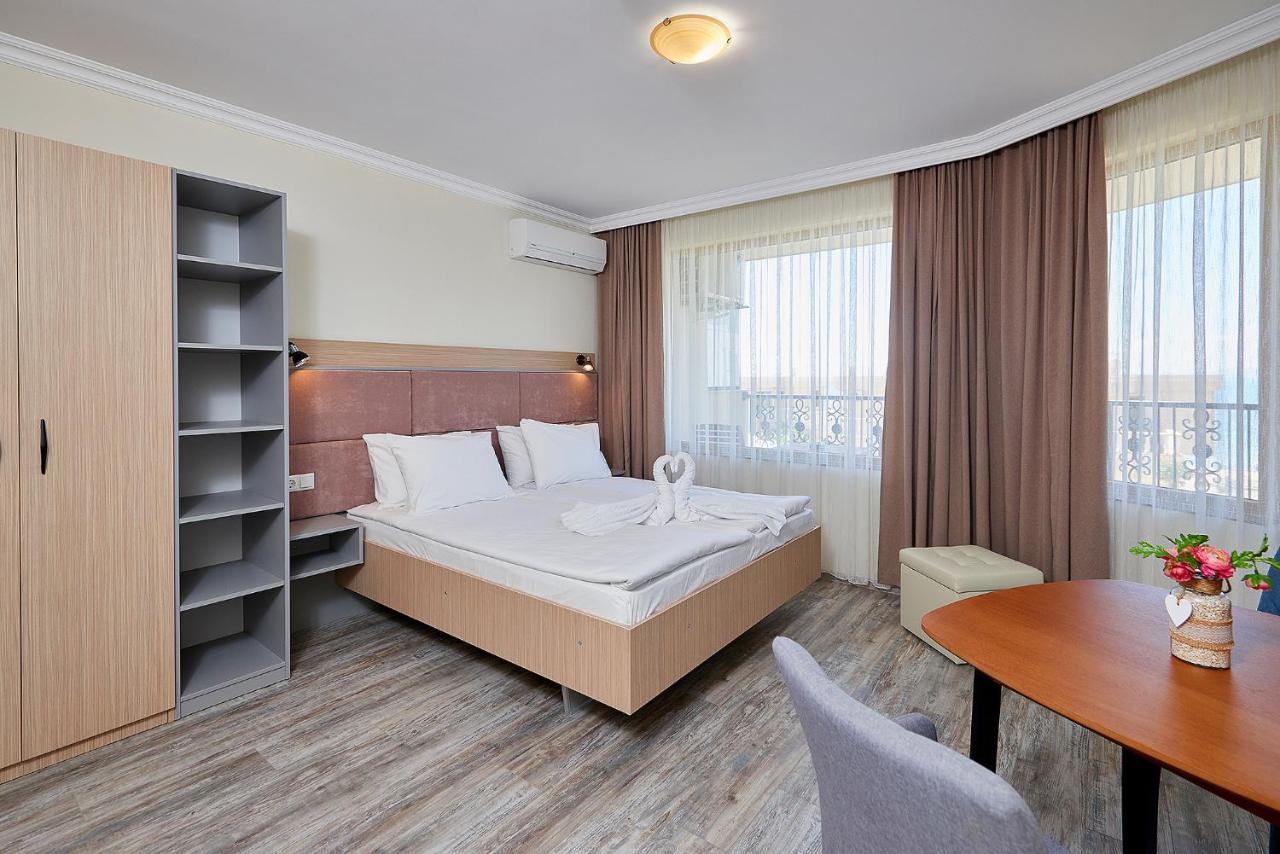 Crotiria Beach - Aparthotel Поморіє Екстер'єр фото
